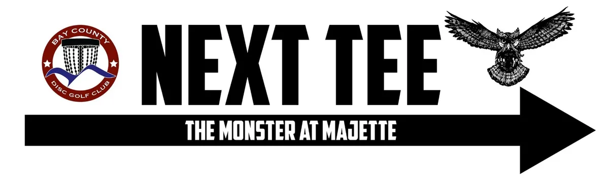 Next Tee directional sign: a black arrow pointing right with the club crest and the Monster at Majette owl.